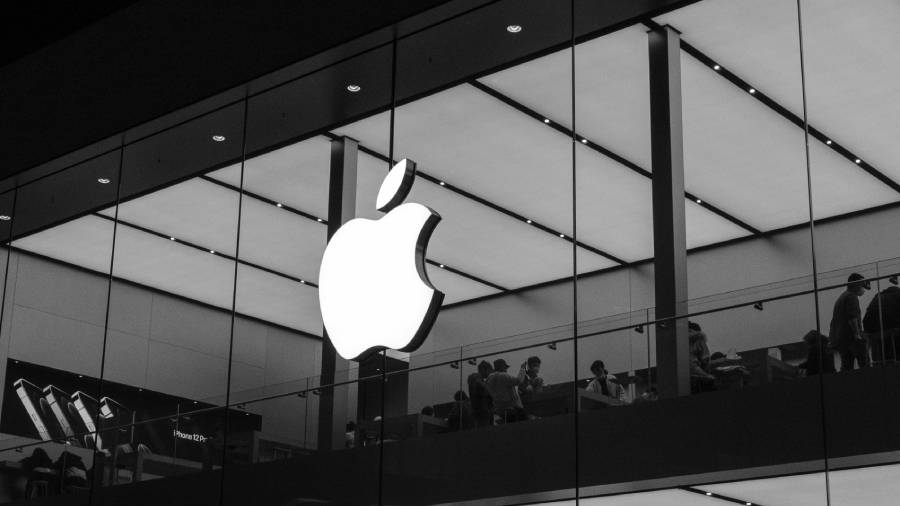 bangyu-wang-omoCm0bvNW4-unsplash (1) Apple staff publish open letter to urge action on diversity and inclusion