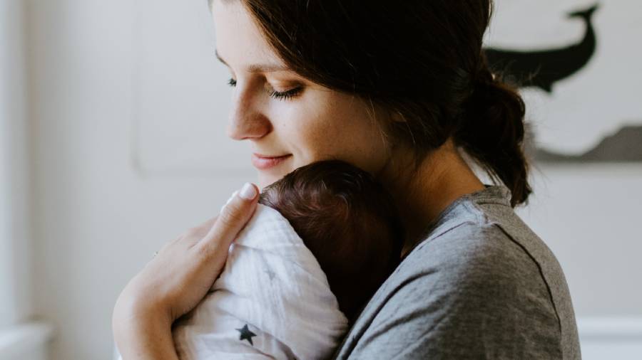 Over a third of working mothers struggle to adjust when returning from maternity leave